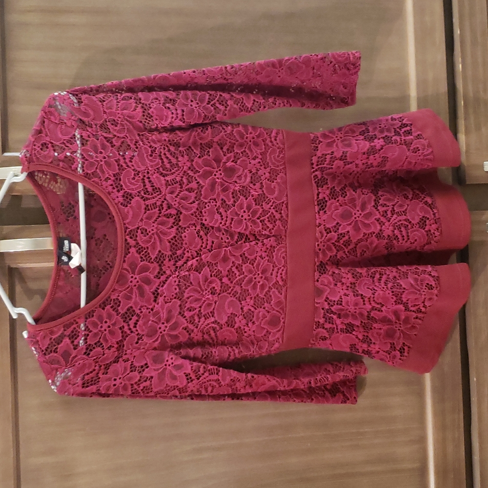 Maroon dress up top